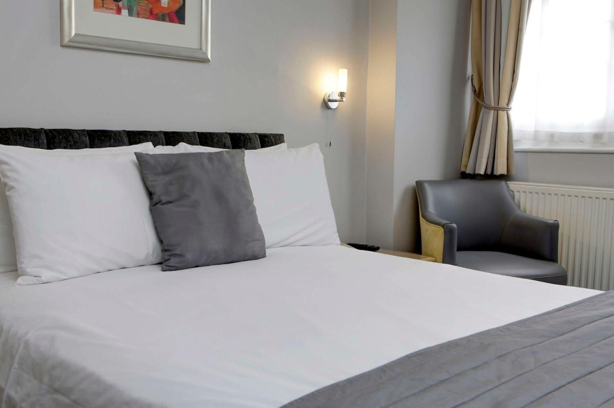 Best Western Reading Calcot Hotel Ngoại thất bức ảnh